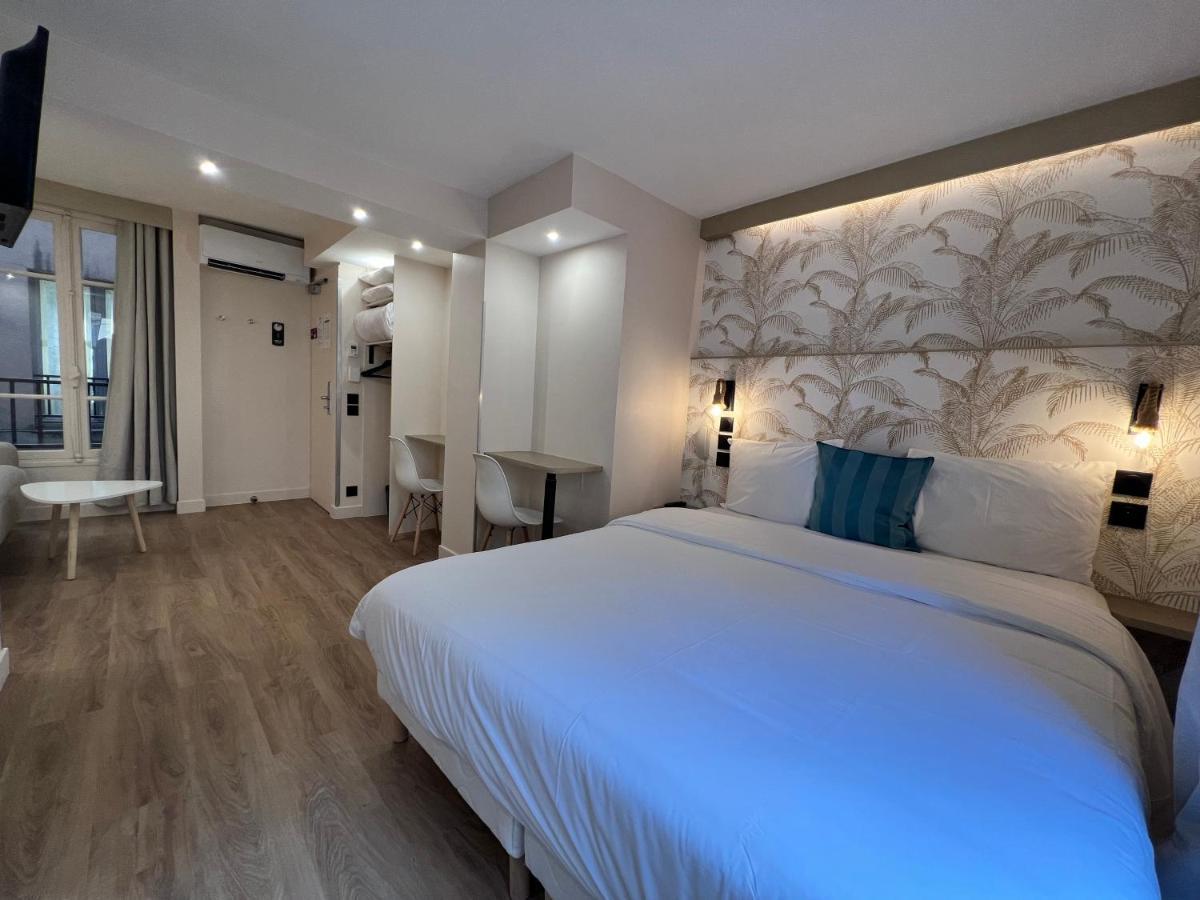 Prestige Room
